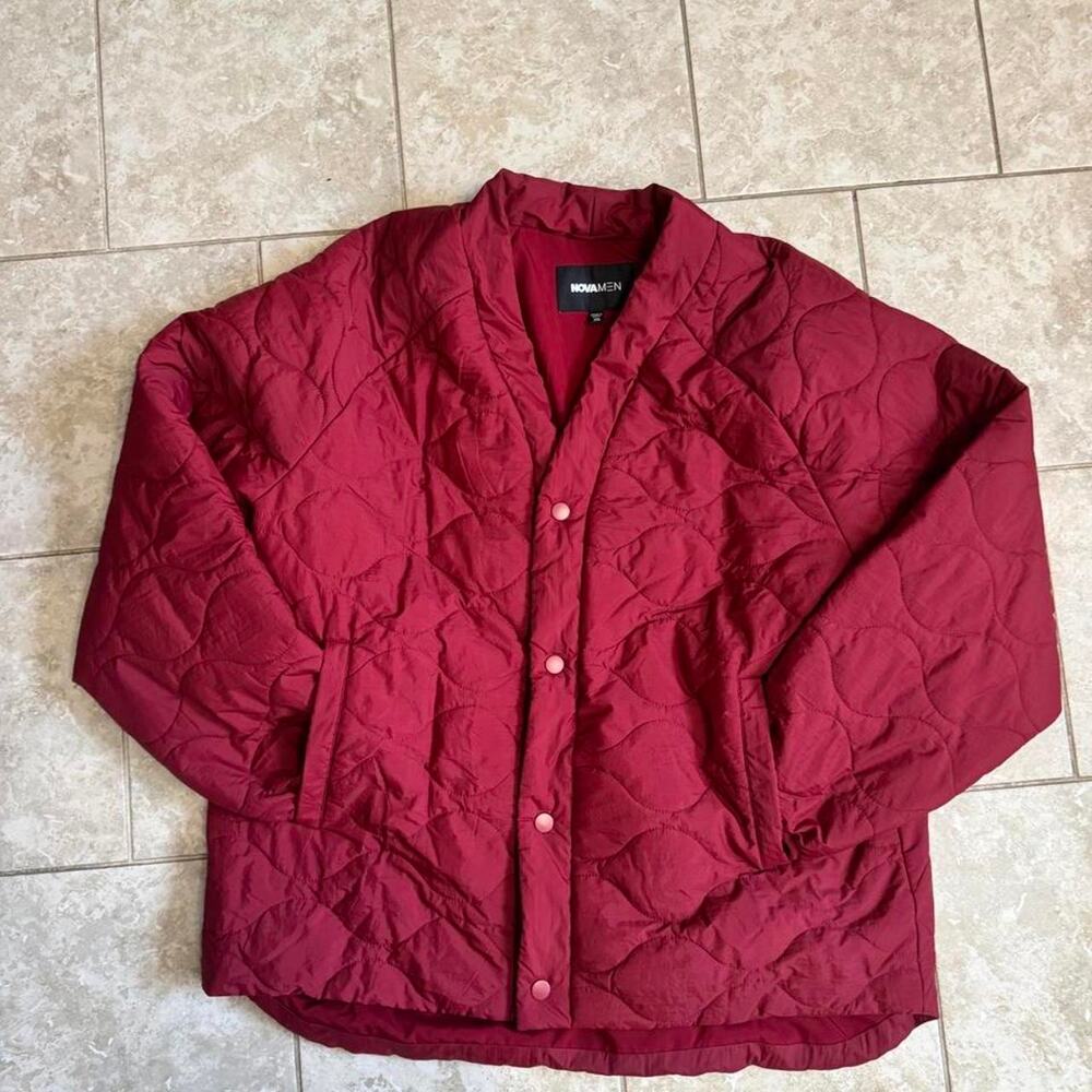 Burgundy quilted jacket with diamond